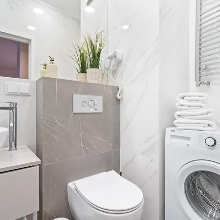 Apartament Modern In Mennica - Center Warszawa
